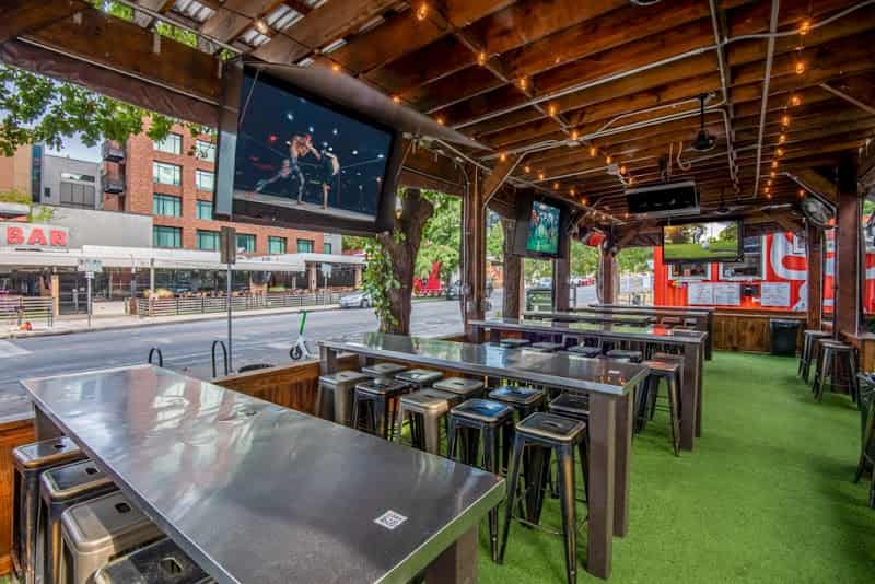 Little Woodrow's West 6th