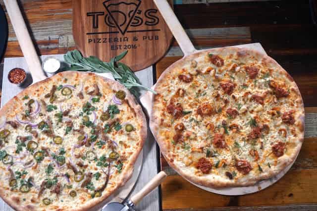 Toss Pizzeria & Pub
