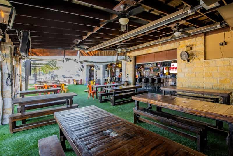 Little Woodrow's Parmer Lane Bar & Grill photo